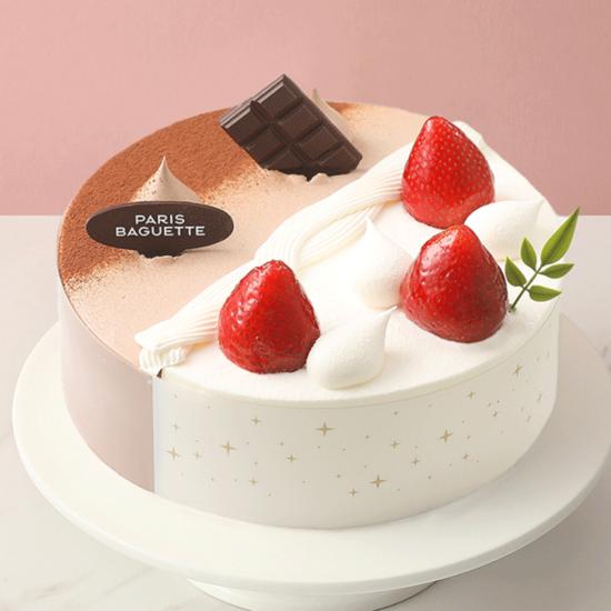 [파리바게뜨] 파리바게뜨 초코반 딸기반 케이크 이미지