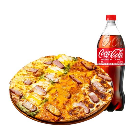 쟌슨빌 소시지피자 L + 코카콜라 1.25L