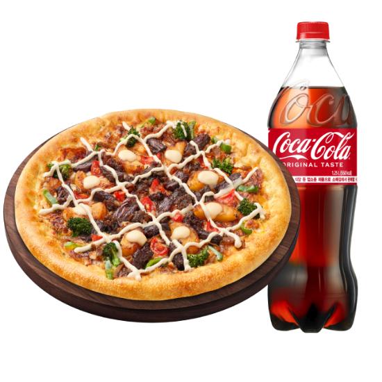 화이트 트러플 스테이크 뇨끼 치즈크러스트M + 콜라 1.25L